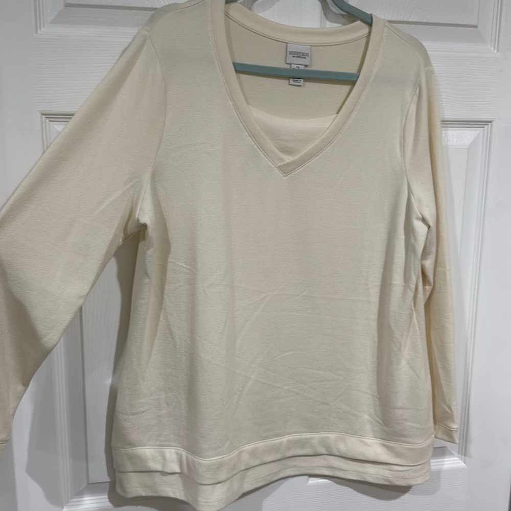 Chico’s Weekends womens Top v neck